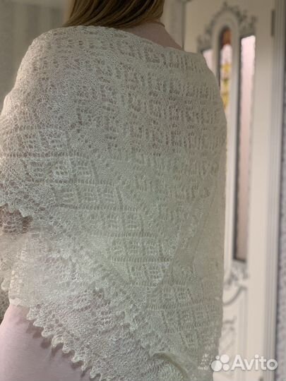 Оренбургский пуховый платок