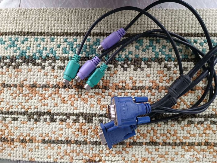 KVM переключатель D-Link