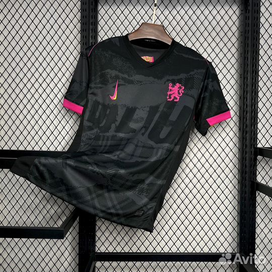 Третья футбольная форма Челси 24/25