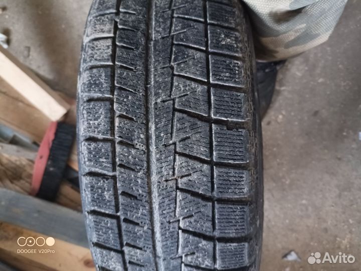 Bridgestone Blizzak Revo GZ 195/65 R15