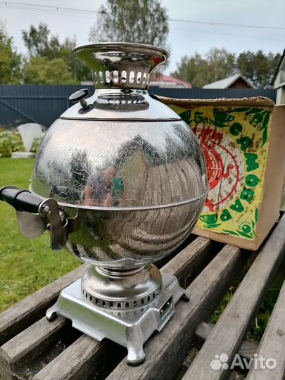 Самовар электрический новый с декоративные рисунко