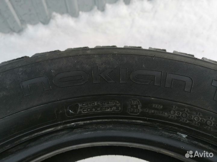 Nokian Tyres Hakkapeliitta R3 215/55 R16 103T