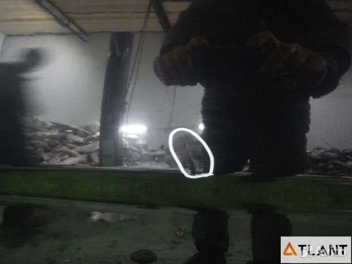 Дверь задний правый nissan serena