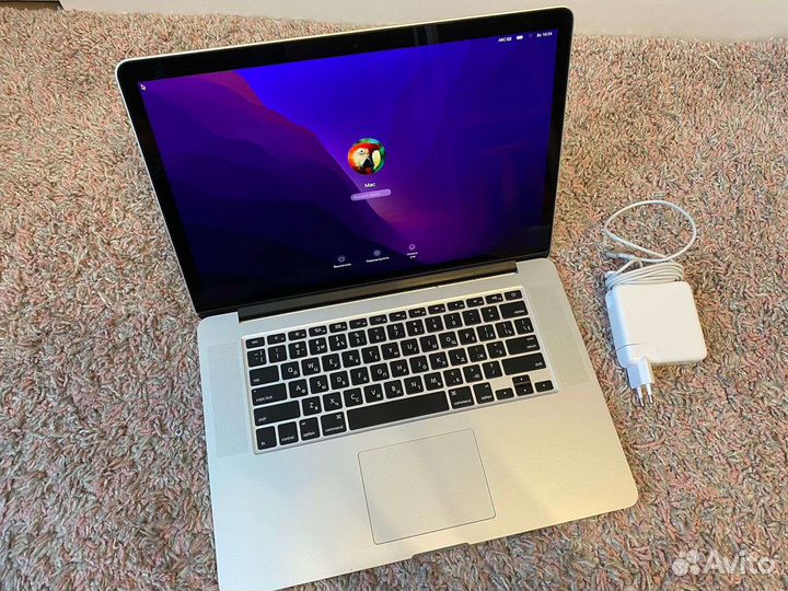 MacBook Pro 15 2015 i7 16gb 512gb