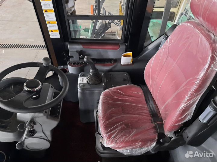 Фронтальный погрузчик Lonking CDM835G, 2023