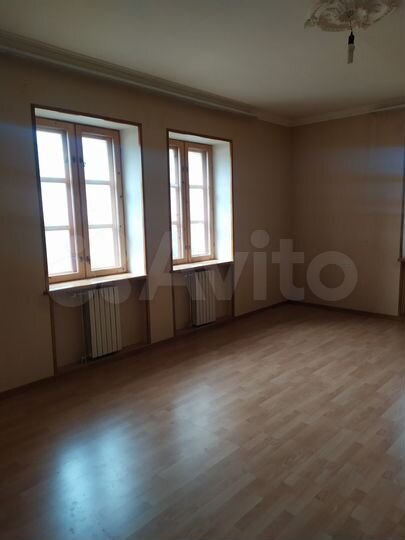 Дом 238 м² на участке 17 сот.