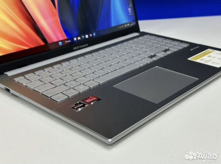 Asus VivoBook 15.6