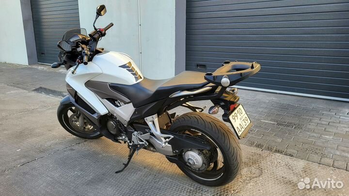 Honda VFR 800x crossrunner