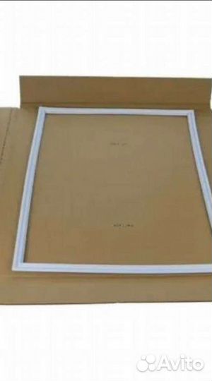 Уплотноель на морозильную камеру холодильника Инде