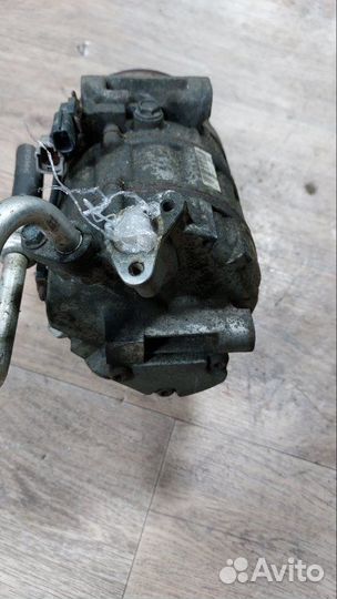 Компрессор кондиционера Nissan Serena C25 MR20-DE