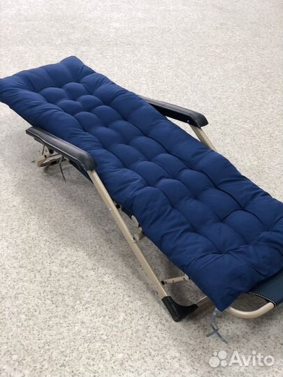 Кресло-шезлонг с матрасом синее