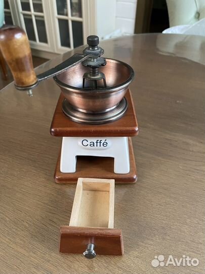 Кофемолка ручная Италия