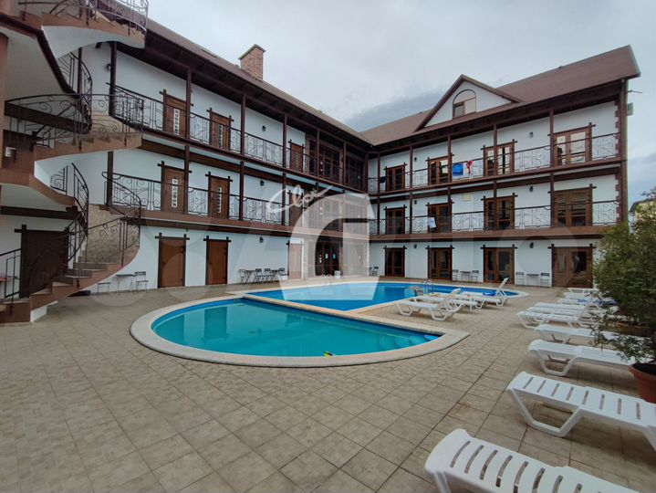 Гостиница, 2300 м²