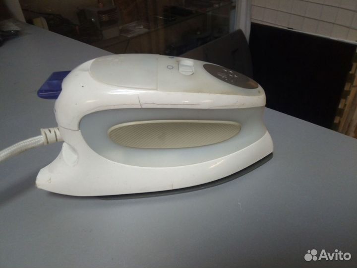 Утюг дорожный