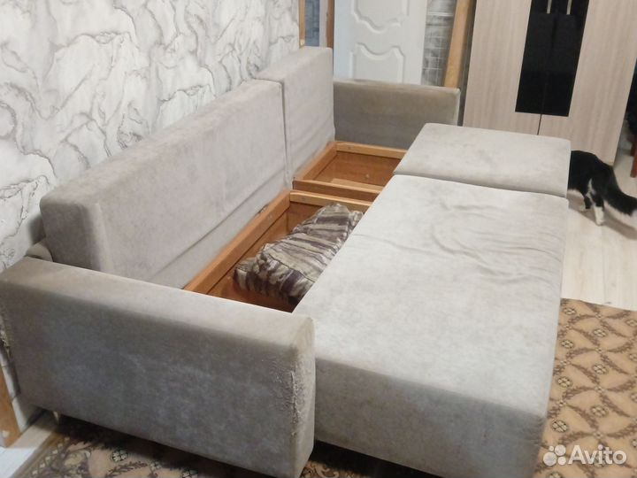 Угловой диван бу