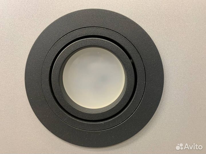 Светильник потолочный