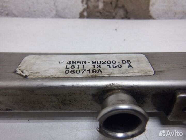 Рейка топливная Ford C-Max