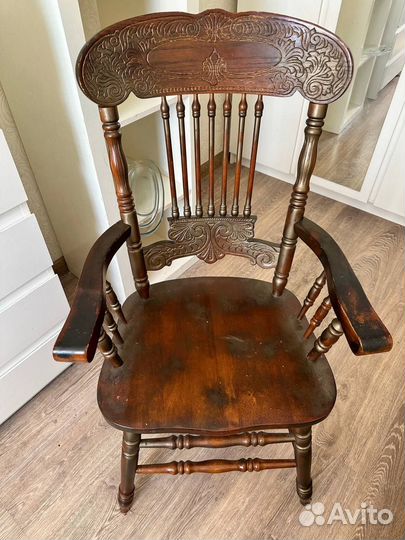Антикварный стул