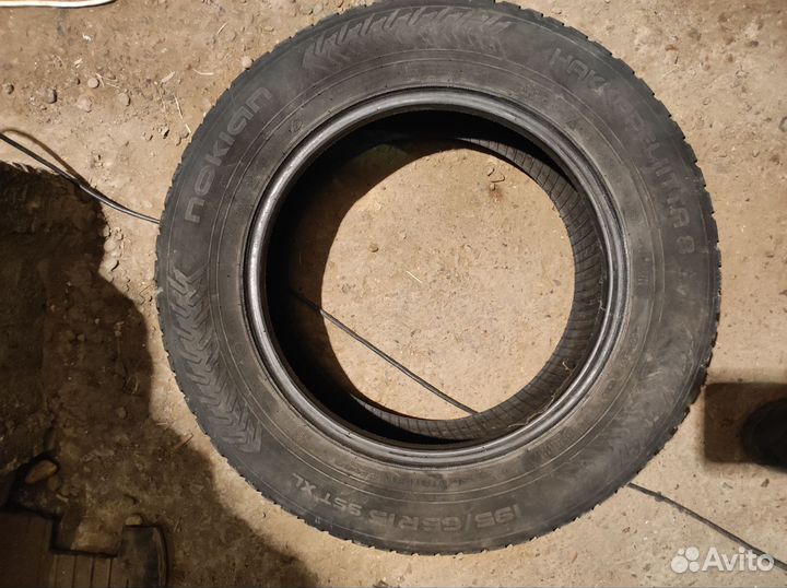 Nokian Tyres Hakkapeliitta 8 19.5/65 R15 95T