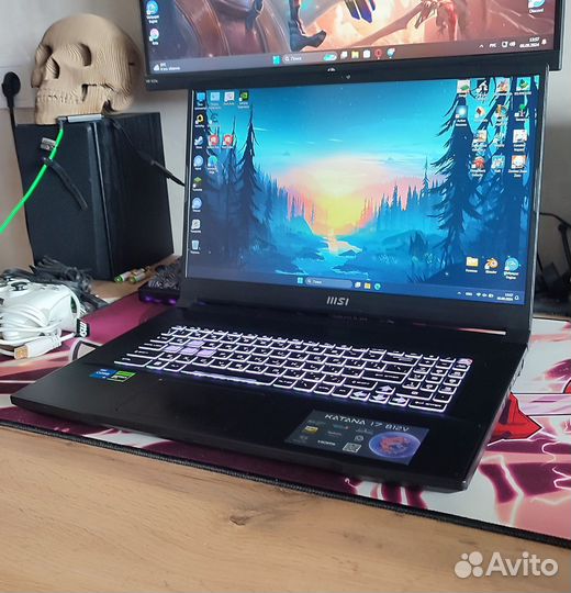 Ноутбук MSI Katana 17 B12VEK-268XRU