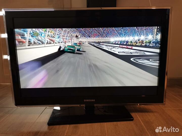 Телевизор Samsung 37'