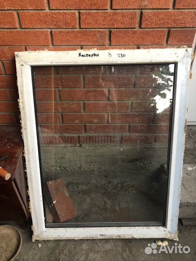 Пластиковое окно бу глухое