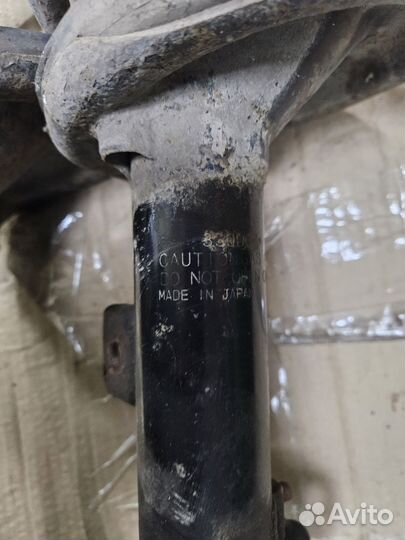 Стойка амортизатора mitsubishi outlander xl