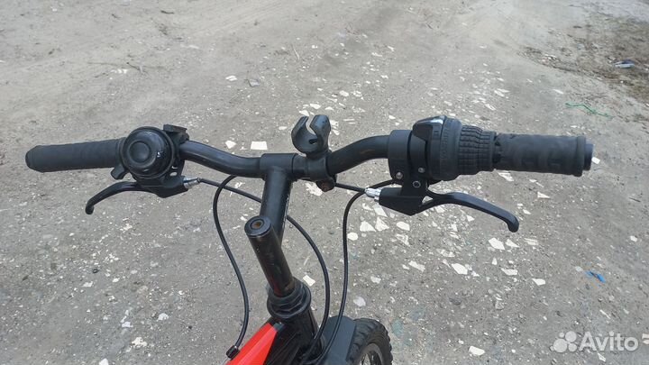 Велосипед D20