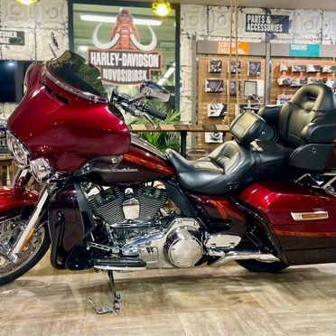 Harley-Davidson CVO Limited, 2014