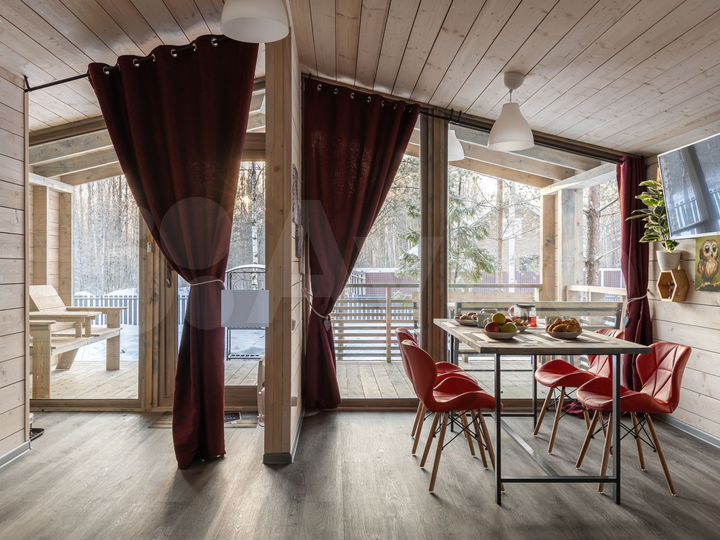 Коттедж 54 м² на участке 4 сот.