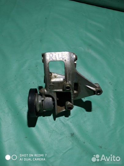 Натяжитель генератора Land Rover Freelander