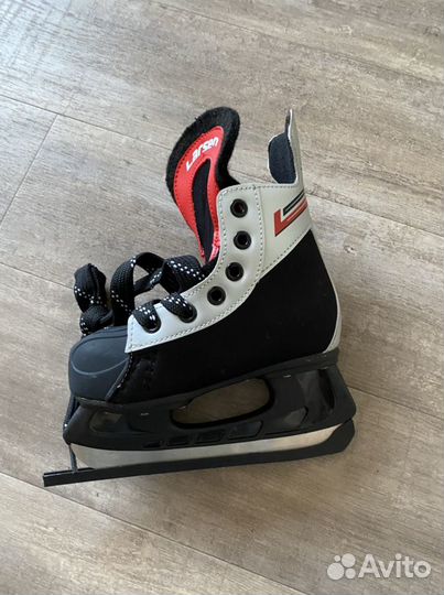 Новые коньки хокейные Larsen Alex размер 30