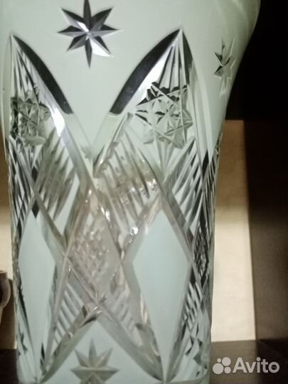 Хрустальная ваза