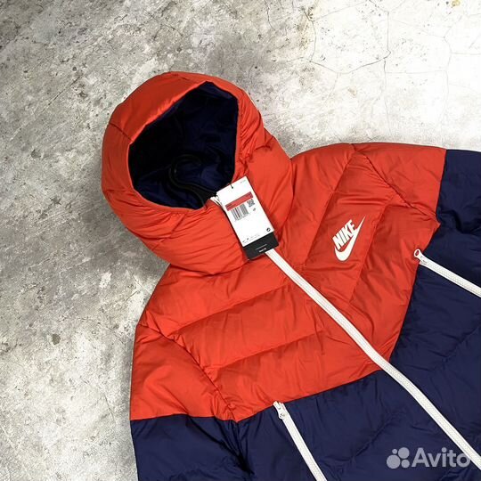 Пуховик Nike Windrunner