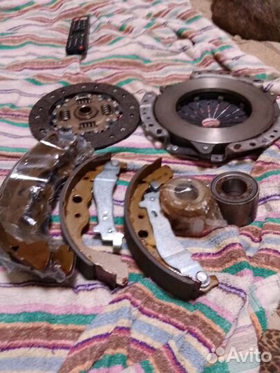 Сцепление в сборе и колодки на Ниссан альмера