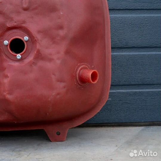 Топливный бак Suzuki Grand Vitara 1