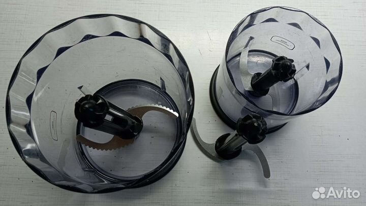 Запчасти от блендера Philips HR 1372