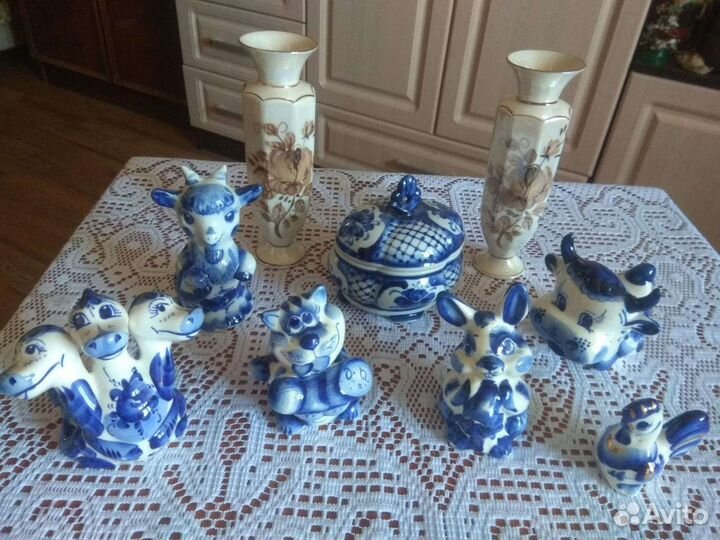 Фарфоровые фигурки, набор