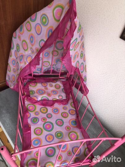 Куклы и кроватка