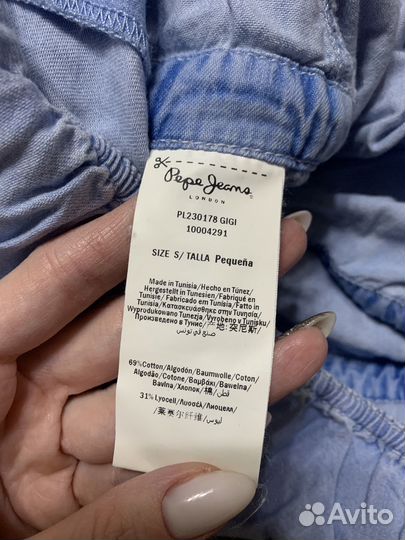 Джинсовый комбинезон женский