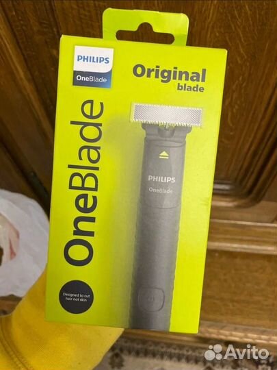 Триммер для бороды усов philips OneBlade