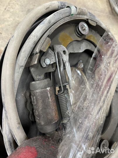 Механизм ручного тормоза Nissan Juke