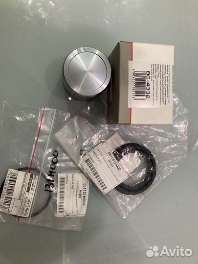 Поршень тормозного суппорта, пыльник, сальник