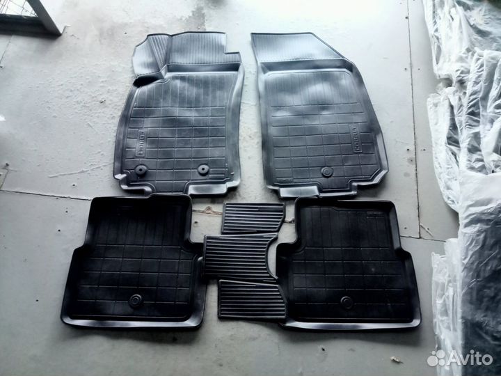 Комплект ковров в салон R4 Cobalt