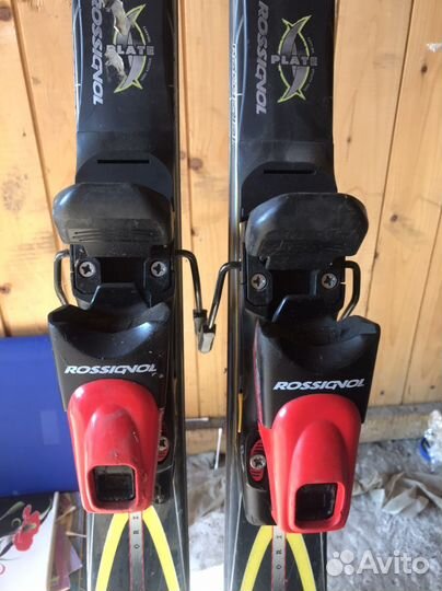 Горные лыжи и ботинки