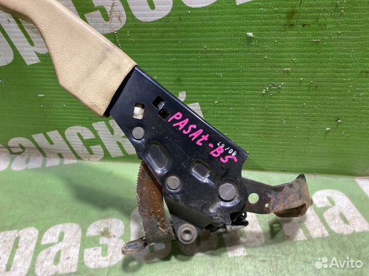 Рычаг стояночного тормоза Volkswagen Passat B5 AWM