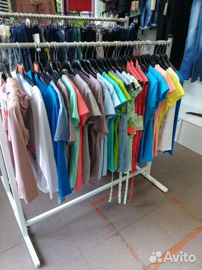 Вещи для беременных и кормящих