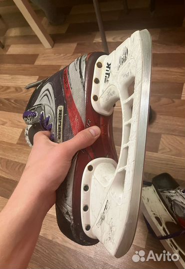 Продам хоккейные коньки Bauer Vapor x 3.0