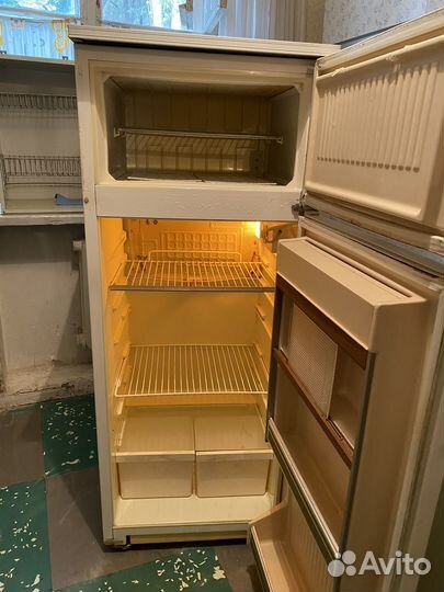 Холодильник минск - 15