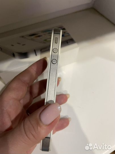 iPhone 4S, 8 ГБ